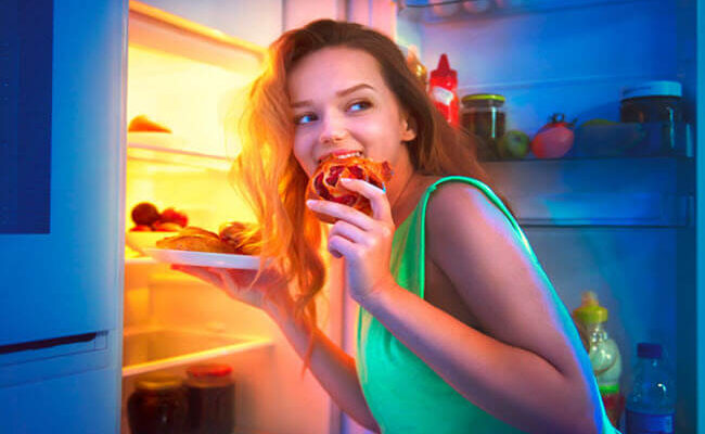Ночные перекусы: польза для здоровья и фигуры по мнению диетологов