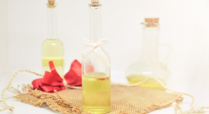 Детское масло: неочевидные лайфхаки для дома и красоты