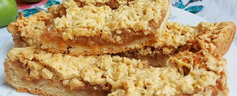 Нежный тертый яблочный пирог: идеальная выпечка к чаю на выходные