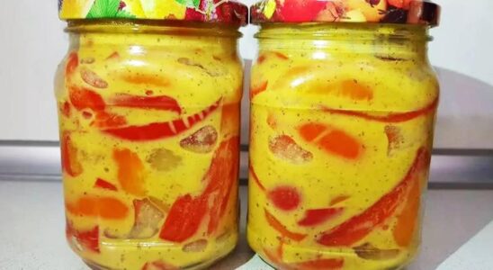 Вкуснейшая заготовка на зиму, которая исчезает за вечер: секретный рецепт от Stillpro.ru