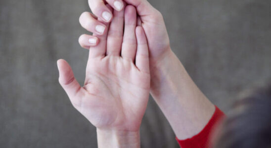 Почему дрожат руки: причины, которые стоит знать