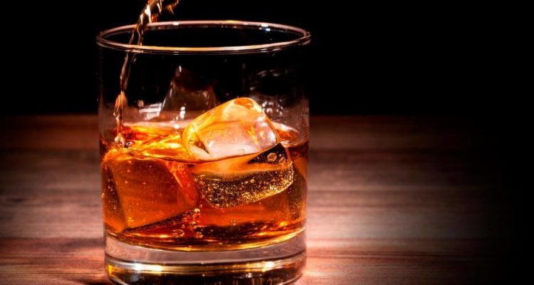 Как алкоголь влияет на организм: пошаговое воздействие на тело