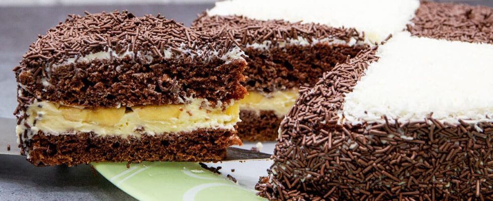 Бабушкины рецепты: торт "Три Склянки" без весов и пропитки