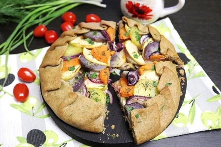 Нежная галета с курицей и тремя видами картофеля: рецепт для всей семьи