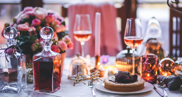 Как пить и не пьянеть: полезные советы от врача для женщин