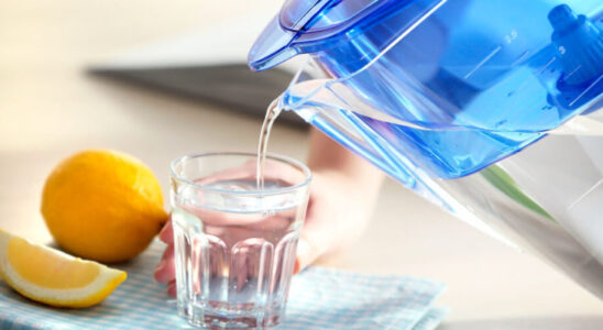 Пьем воду и худеем: 3 мифа, которые развенчали диетологи