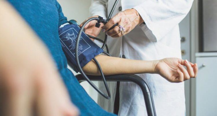 4 простых шага к здоровому сердцу: как победить гипертонию