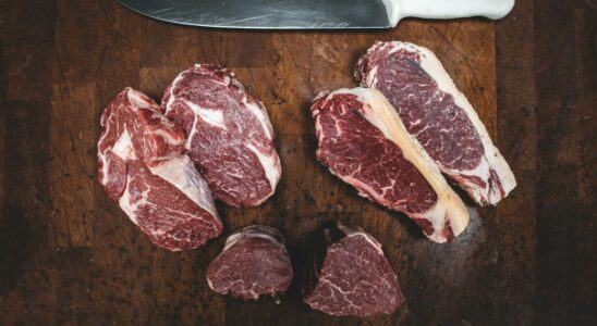 Заморозка мяса: целым куском или фаршем – как лучше сохранить свежесть